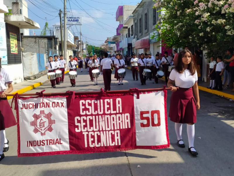 Celebran 50 años de la fundación de la Técnica 50