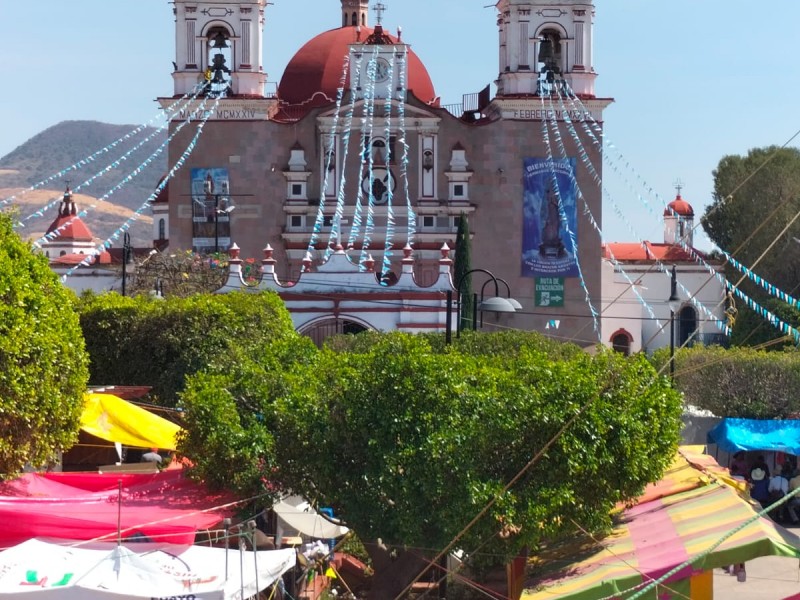 Celebran a la virgen de la Candelaria en Tonatico