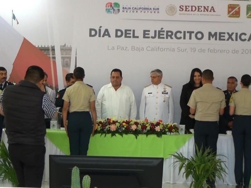 Celebran al Ejército Mexicano en BCS