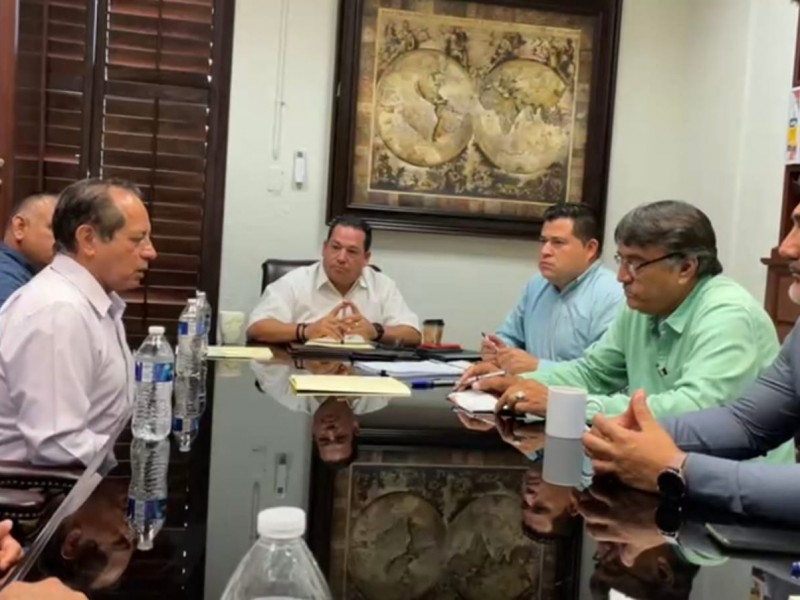 Celebran convenio para la entrega de la planta de FONATUR