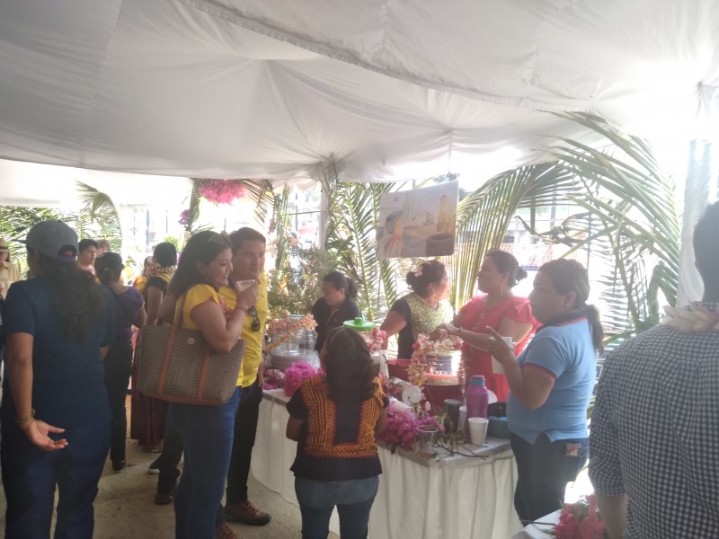 Celebran día de la Samaritana en Salina Cruz Oaxaca