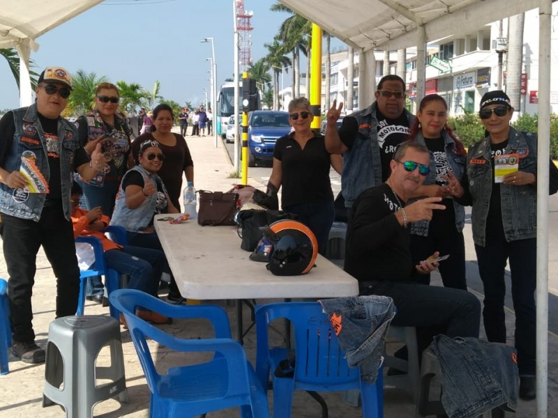 Celebran Día del Biker con campaña informativa