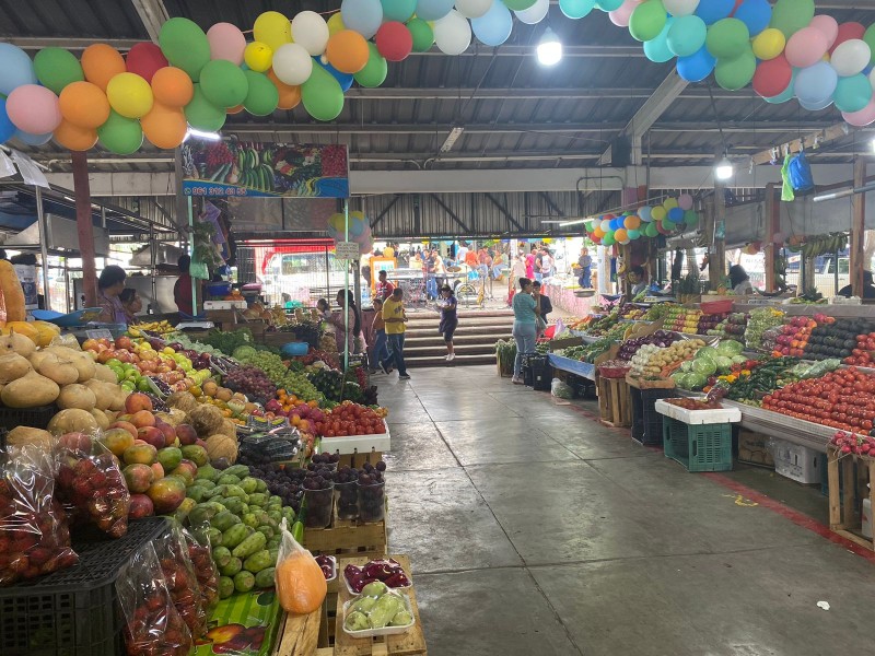 Celebran Día del Locatario en mercados de Tuxtla