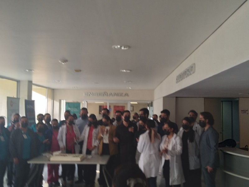 Celebran día del Médico en Hospital de alta especialidad