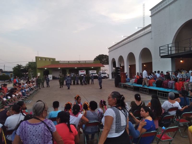 Celebran el bicentenario del H. Colegio Militar con evento cultural