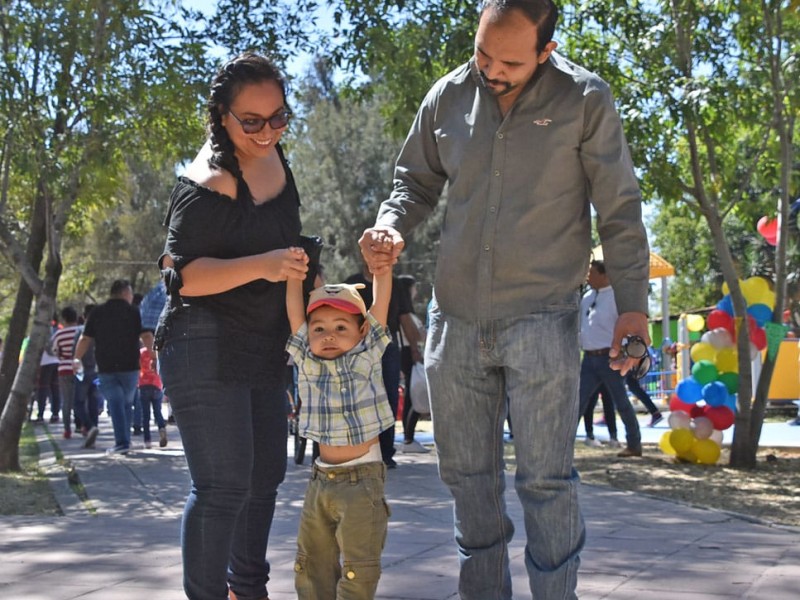 Celebran el Día de la Familia