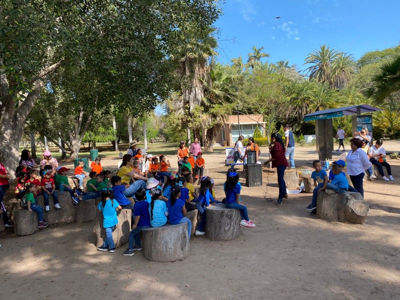 Celebran el Día Internacional del Libro y la Tierra