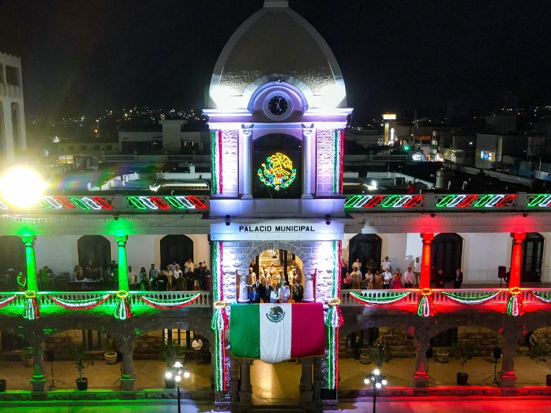 Celebran en Guaymas el grito de Independencia de México
