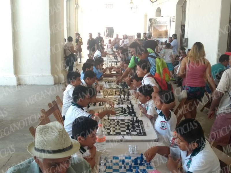 Celebran Encuentro Infantil de Ajedrez en Tehuantepec