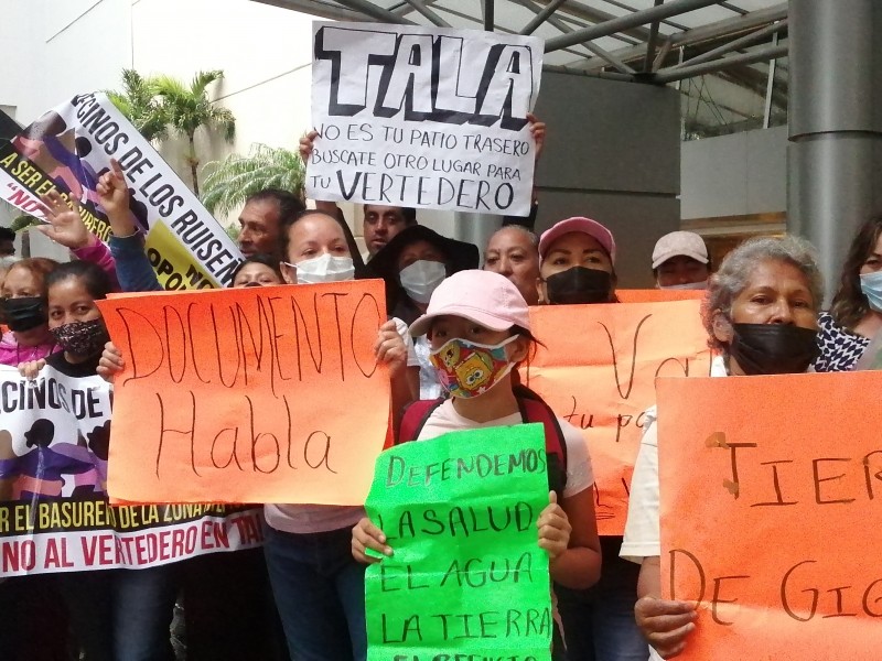 Celebran habitantes de Tala cancelación de basurero metropolitano