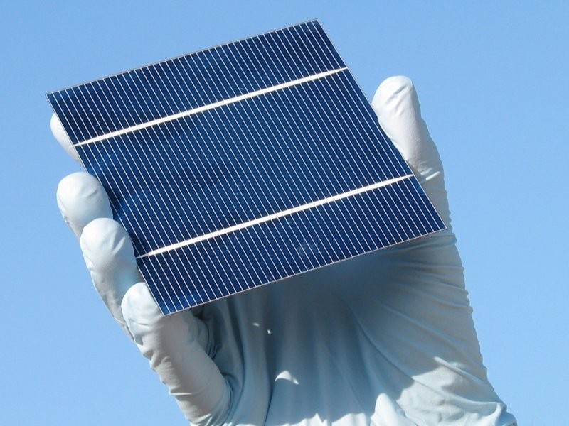 Célula solar, más eficiente que los paneles solares