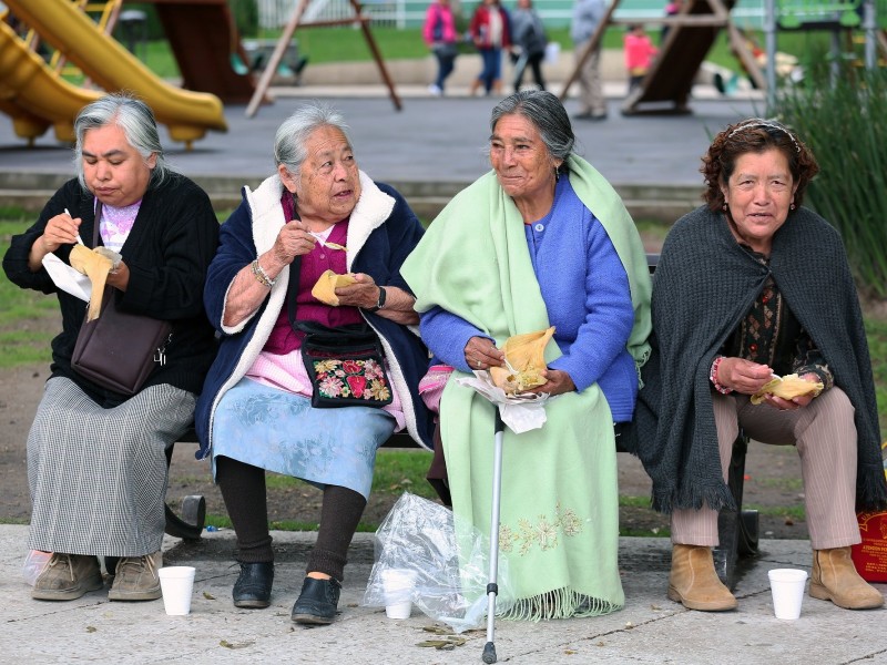 CEMYBS previene el maltrato en adultos mayores