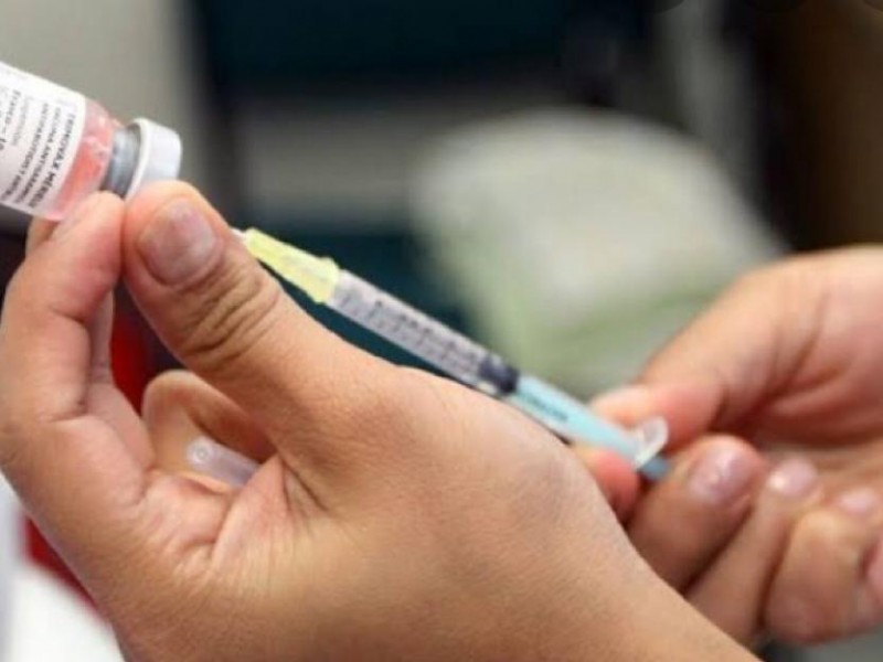 Presentan Centros de Salud desabasto de vacunas