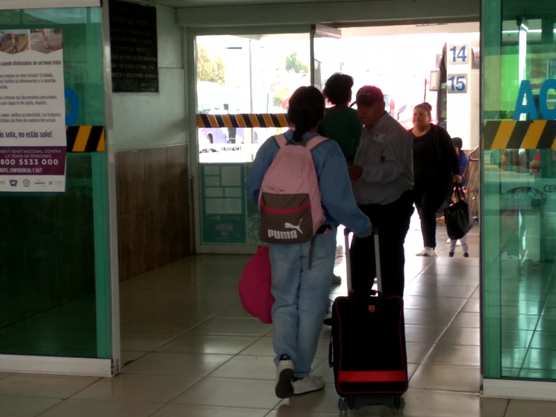 Cerca de 4 mil pasajeros circulan diario en central camionera