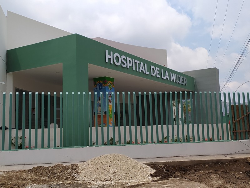 Cerca de finalizar la construcción del hospital de la mujer