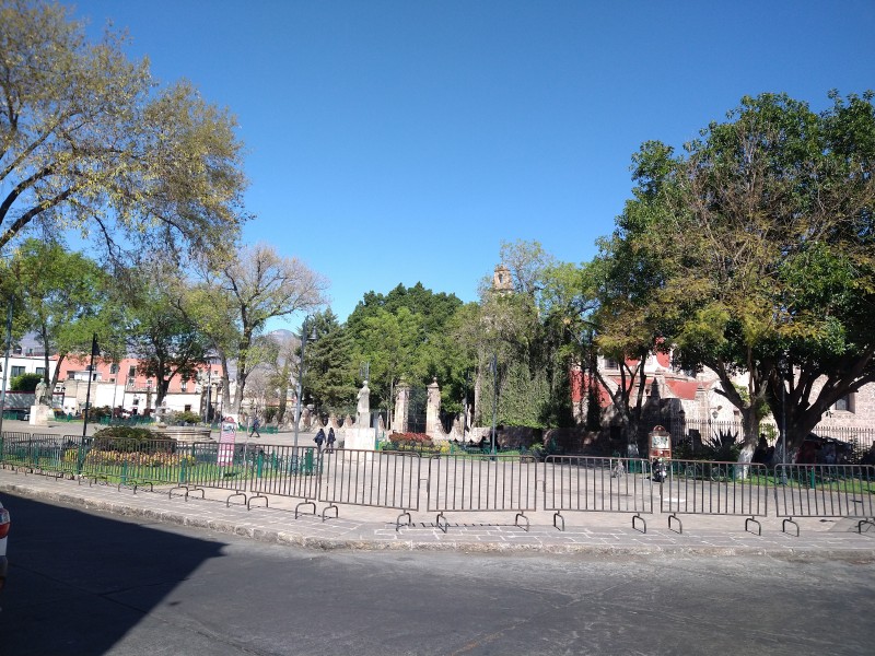 Cercan dos plazas públicas más en Morelia