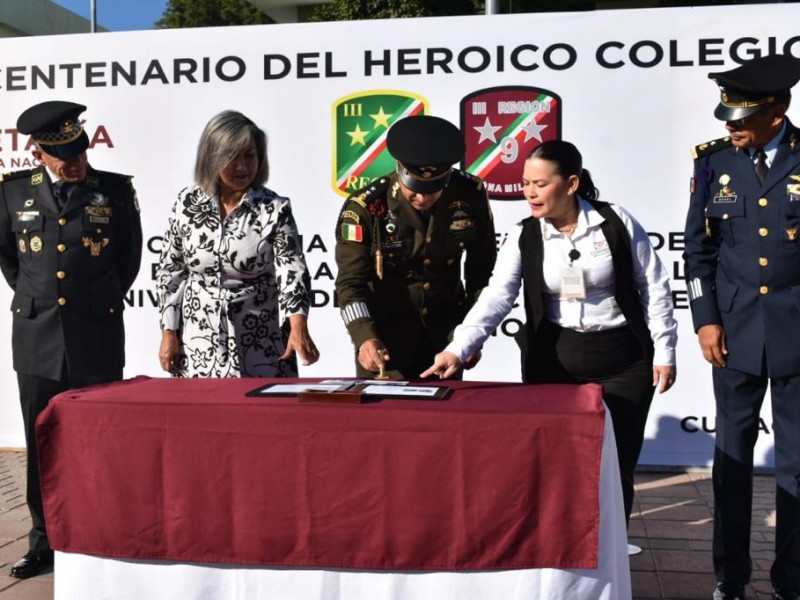 Ceremonia de cancelación de estampilla conmemorativa del Ejército Mexicano