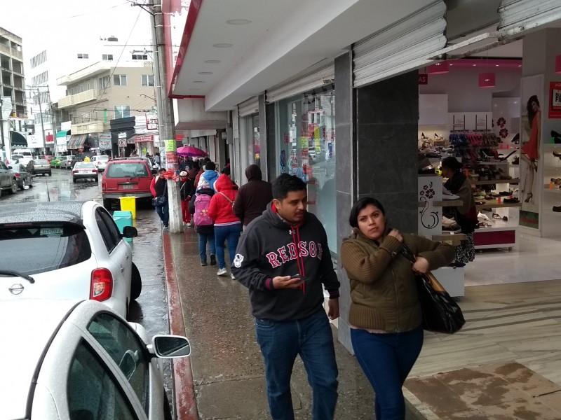 Tuxpeños cerrarán el año con cena austera