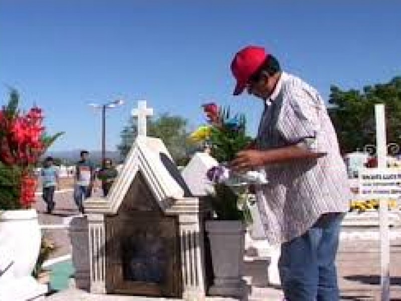 Cerrarán panteones en día de las madres