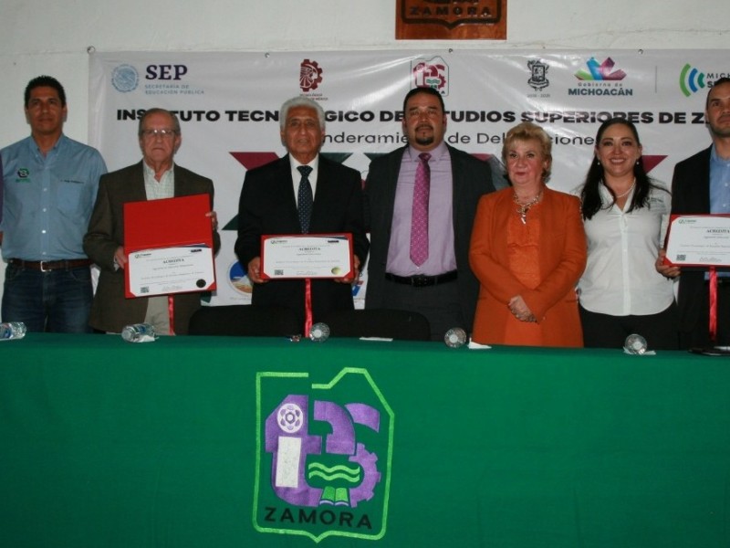 Certifican calidad de carreras del Tecnológico de Zamora