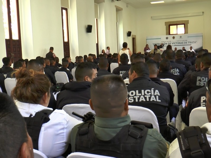 Certifican cuerpos policiacos para detectar trata de personas