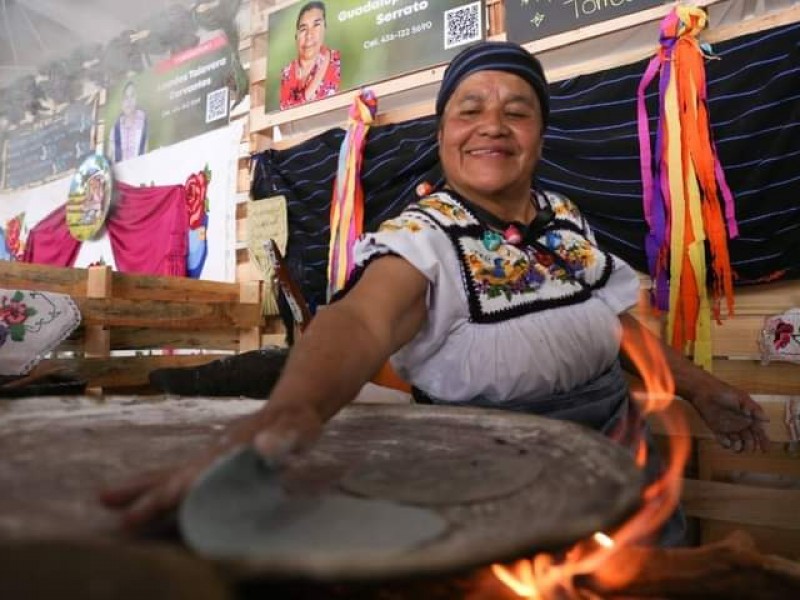 Certificarán a cocineras tradicionales ante el IMPI