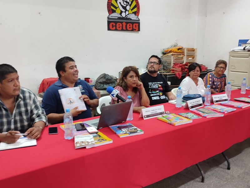 CETEG Norte, Acapulco y Costa Grande respaldan libros de texto