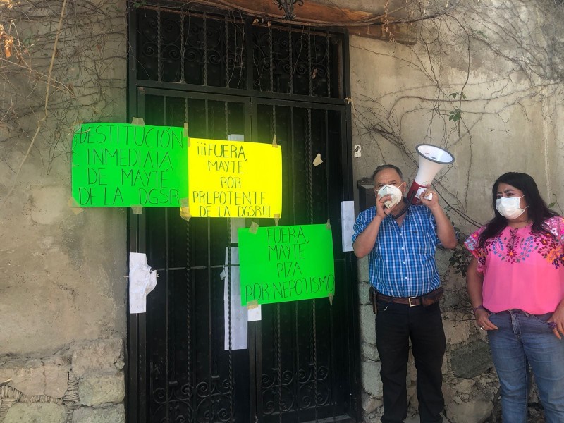 CETEG y SNTE cierran DGSR de la SEG en Chilpancingo