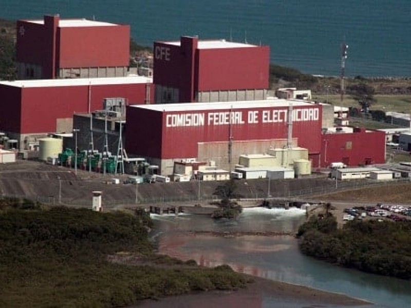 Niega CFE riesgo en Laguna Verde