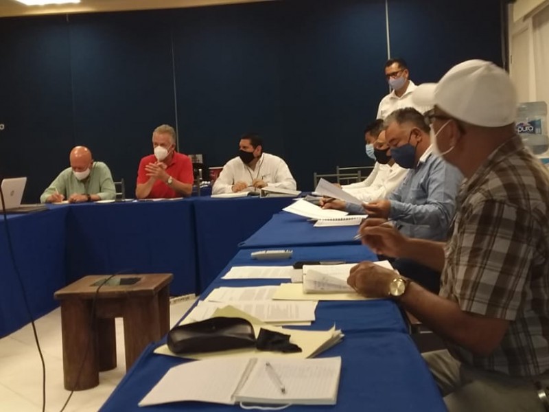 CFE acuerda trabajar con Comisarios Ejidales de La Unión