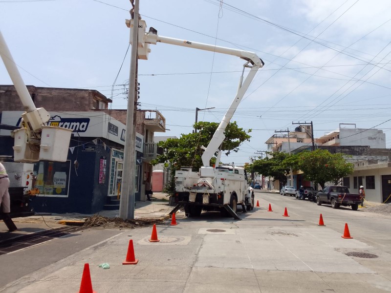 CFE cambiará 70 transformadores en Veracruz