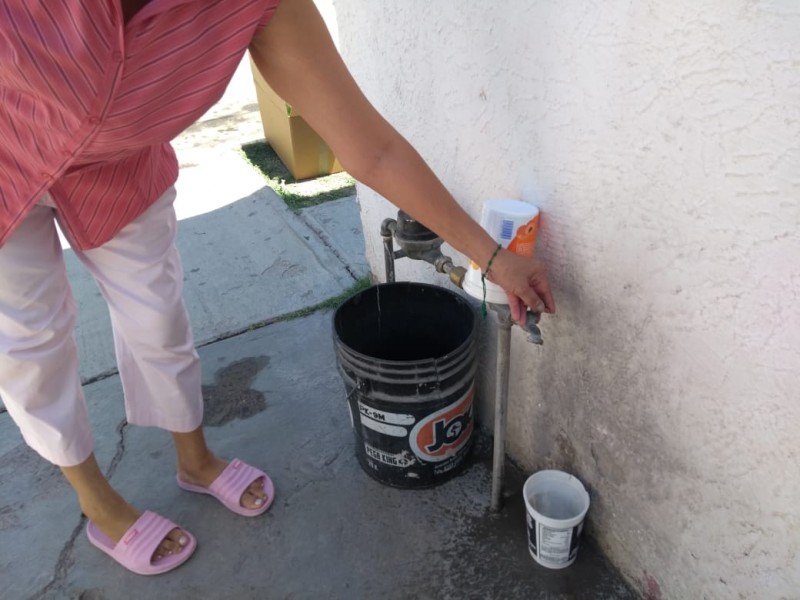 CFE deja sin agua a Gómez Palacio