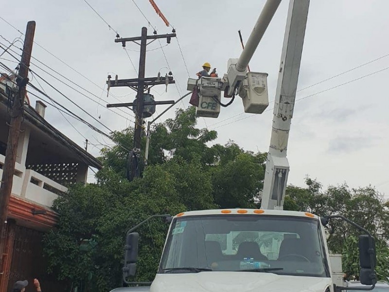 CFE dejará sin luz 8 horas a Antón Lizardo