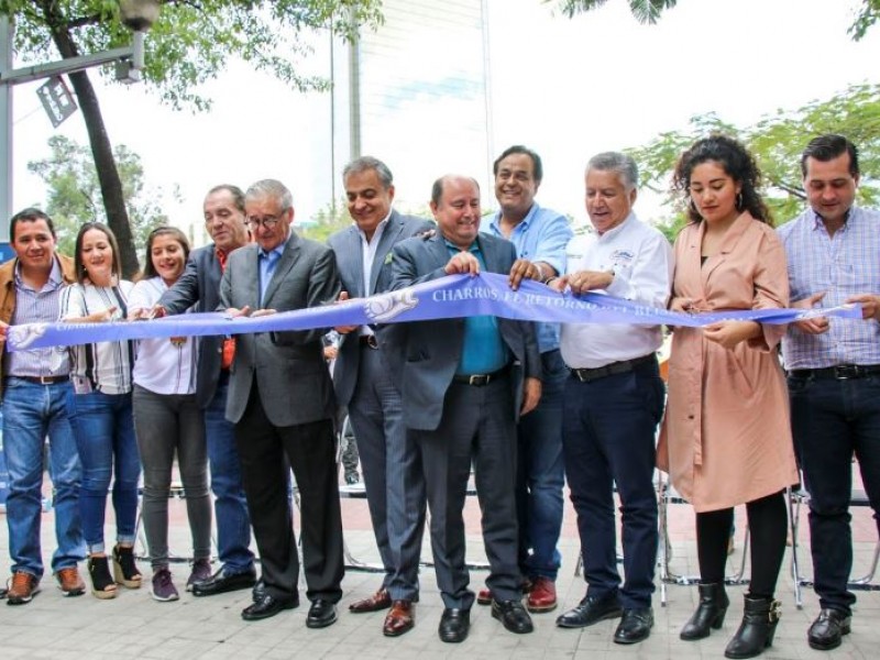 Charros de Jalisco expone fotografías en Paseo Chapultepec