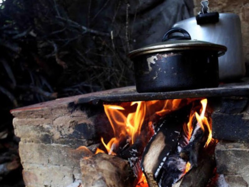 Chiapas es la entidad que más cocina con leña: INEGI