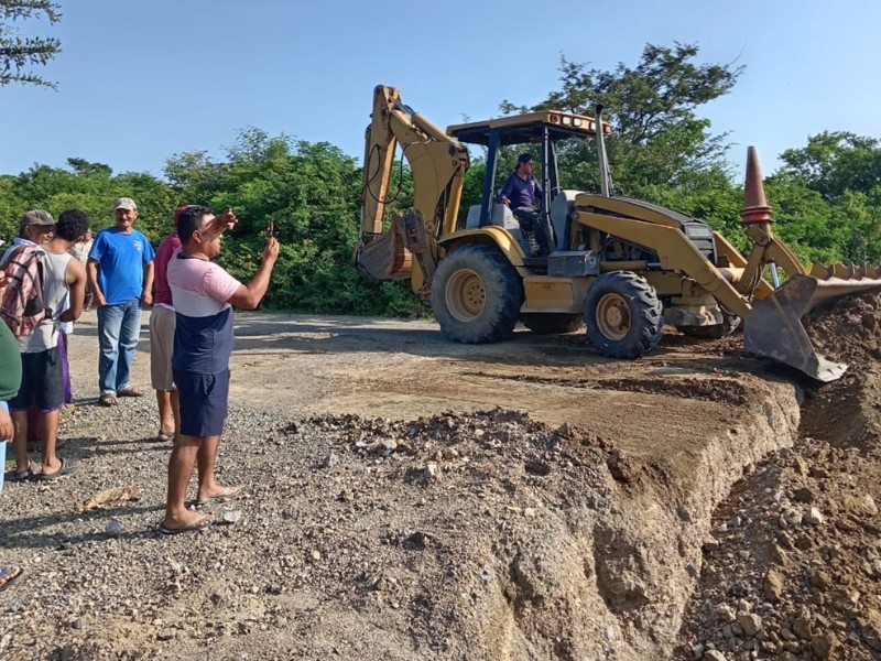 Chicapa reabren paso a San Dionisio tras acuerdos con autoridades en Juchitán