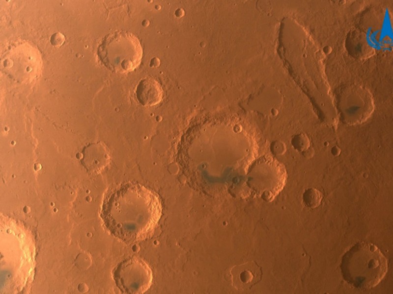 China publica nuevas imágenes de Marte