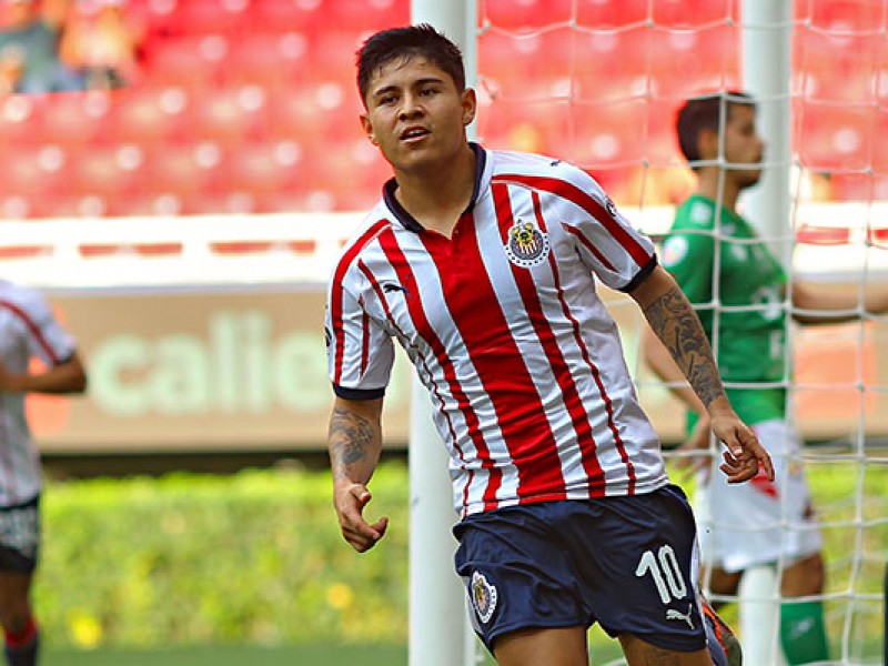 Chivas agarra oxígeno de la Copa