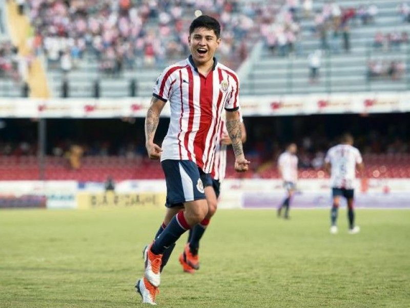 Chivas llegará con ausencias al Clásico Nacional