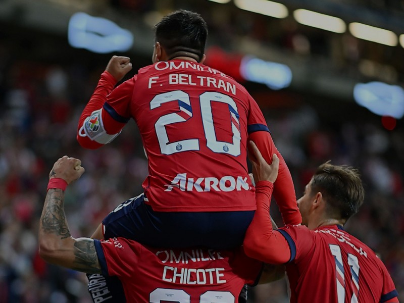 Chivas viajará con ligera ventaja a C.U. contra Pumas