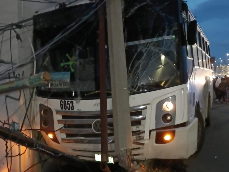 (VIDEO)Chocó y dejó sin luz a vecinos de Loma Bella