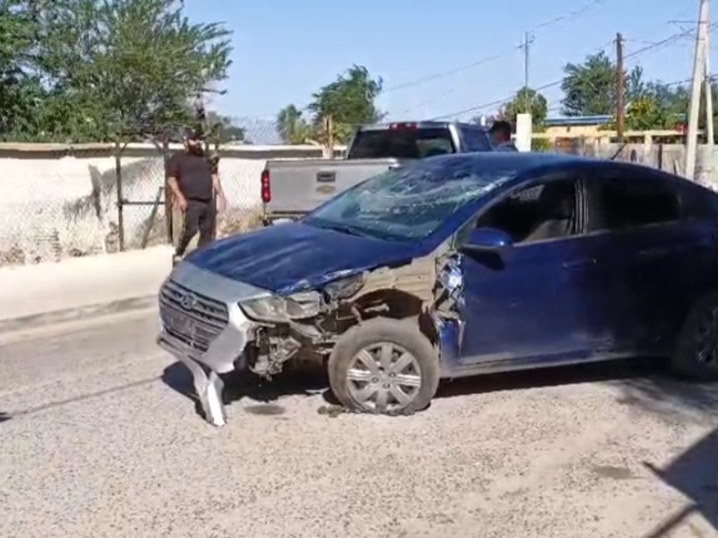 Chofer se queda dormido y provoca percance automovilistico