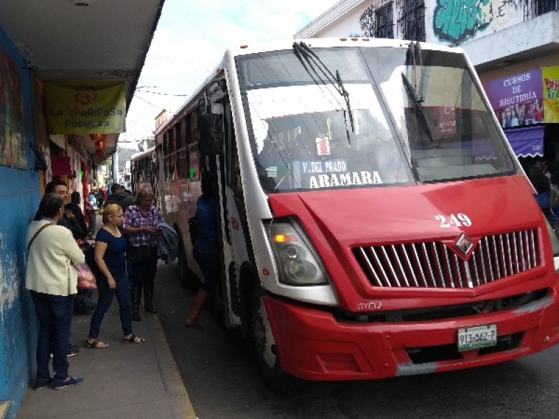 Choferes apoyan aumento a la tarifa de transporte