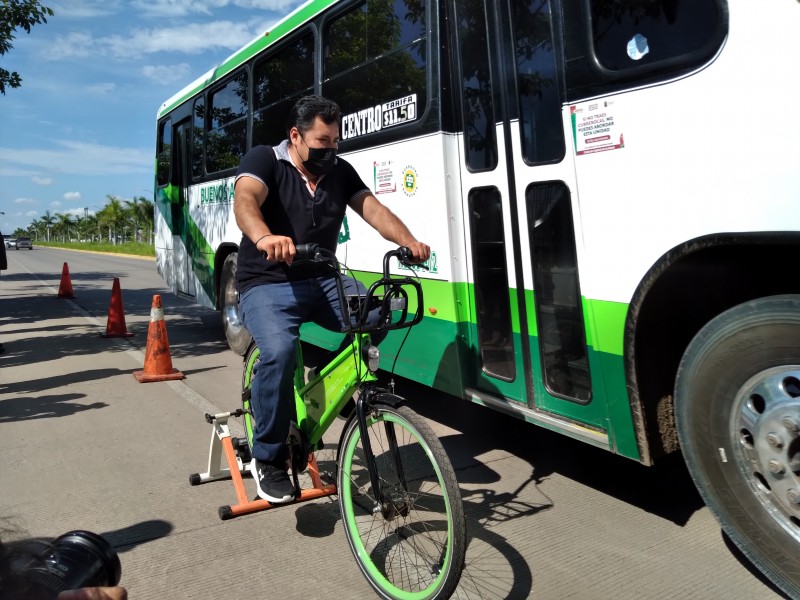 Choferes se ponen en el lugar de ciclistas y peatones 