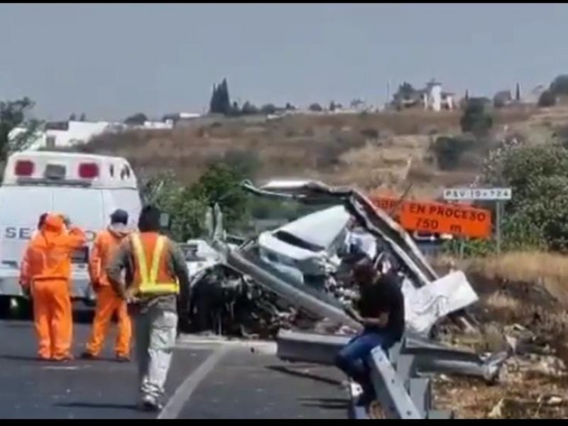 Choque deja una persona muerta