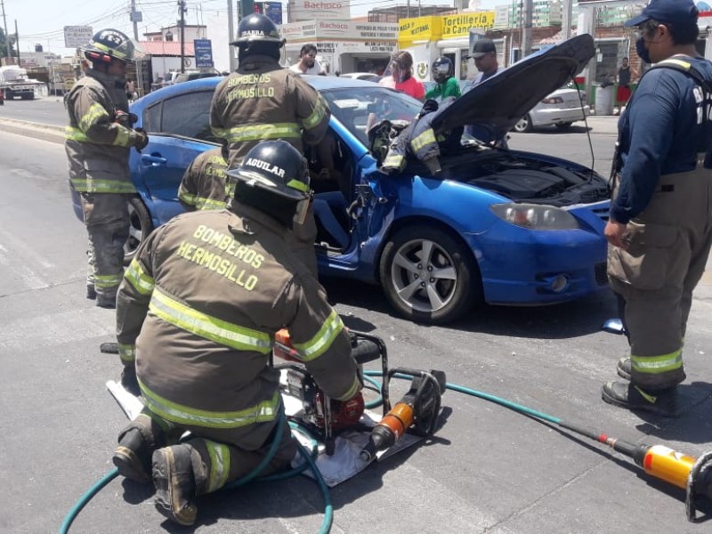 Choque dejan a joven lesionada