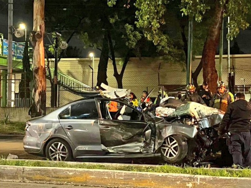 Choque en Calzada de Tlalpan deja cuatro muertos