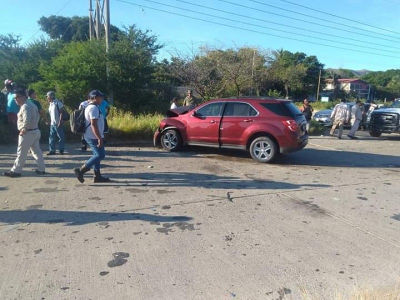 Choque en Calzada Refinería deja un muerto