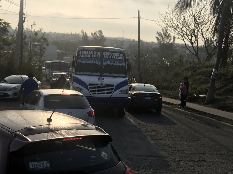 Choque en fraccionamiento Torrentes de Veracruz