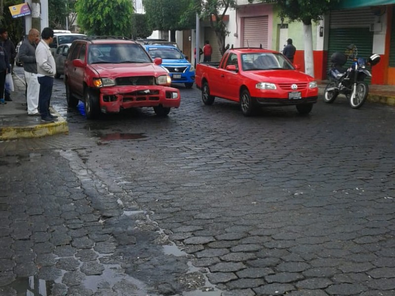 Choque en la 7 poniente